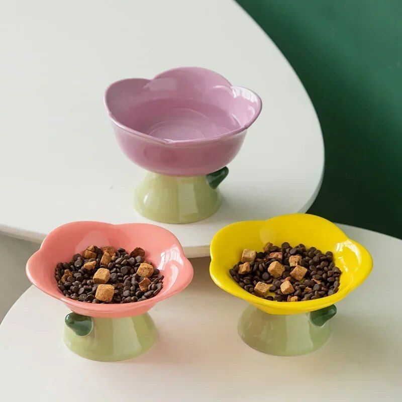 Elevated Flower-Shaped Ceramic Pet Bowl for Food & Water 
