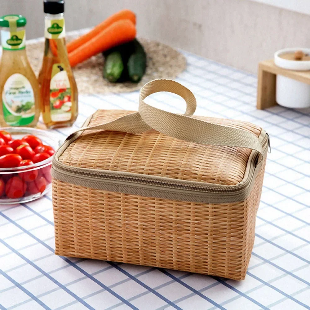 Portable Outdoor Picnic Bag Waterproof Tableware Insulated Thermal Cooler Food Container Basket for Camping Picnic Picnic Basket