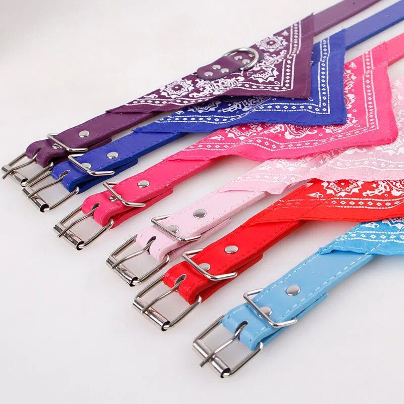 Adjustable PU Leather Pet Bandana Collar with Paisley Pattern for Dogs and Cats 