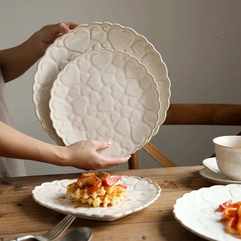 Heart-Shaped Ceramic Plate for Western Cuisine 